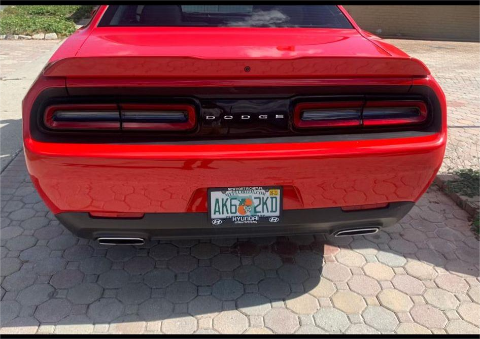 dodge challenger 2021