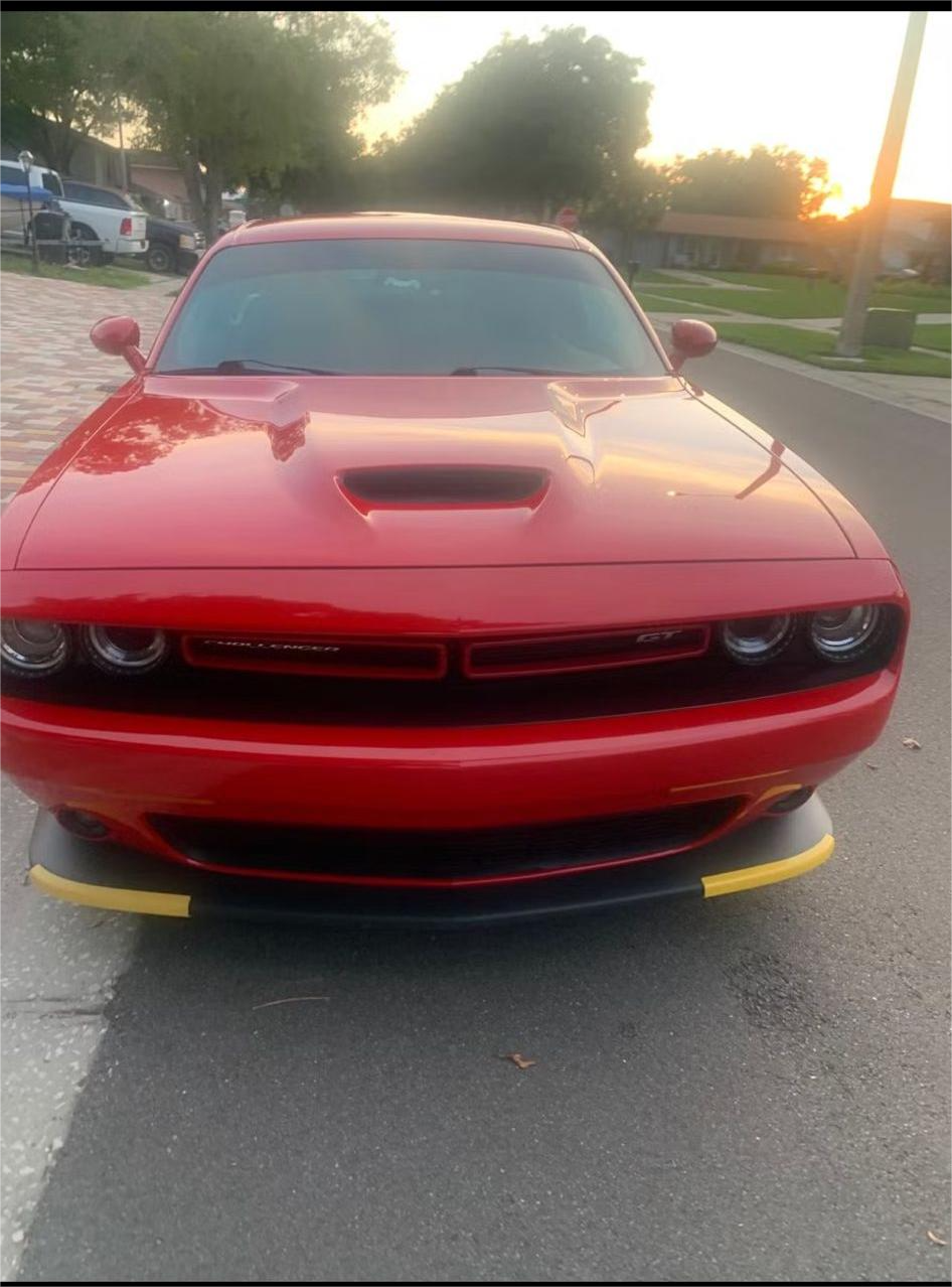 dodge challenger 2021