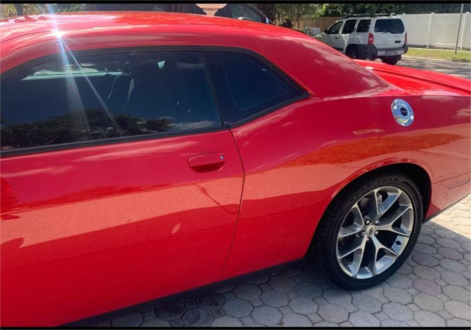 dodge challenger 2021