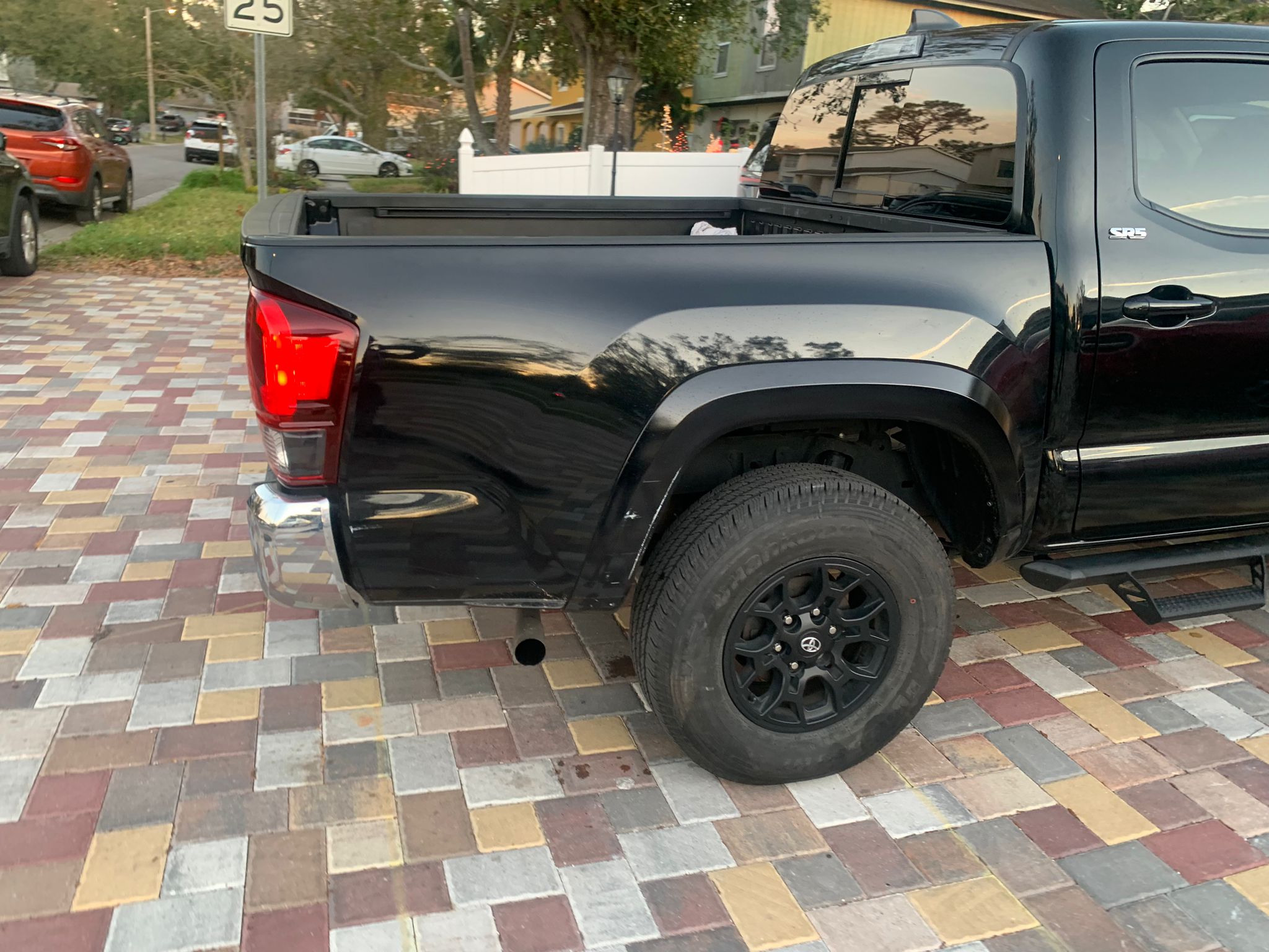 2022 toyota tacoma sr5